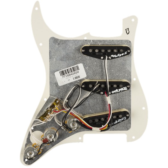 Fender Golpeador Precableado Strato SSS Tex-Mex Parchment 11