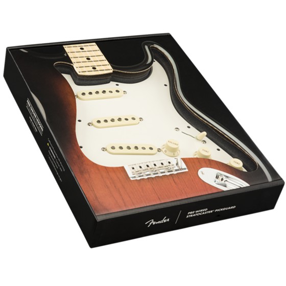 Fender Golpeador Precableado Strato SSS Tex-Mex Parchment 11