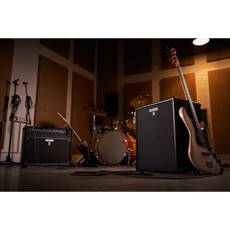 Boss Katana Bass 210