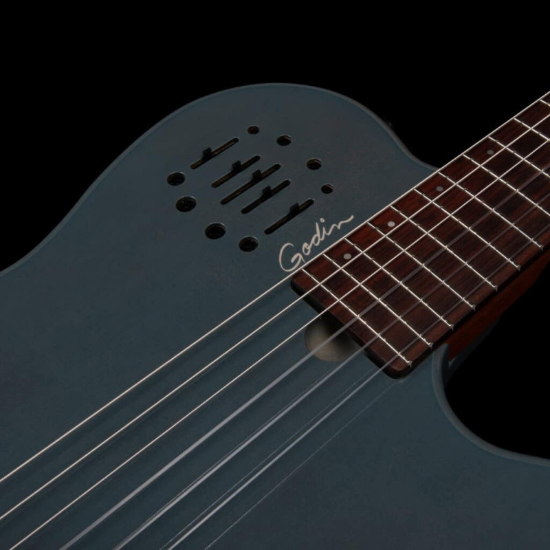 Godin Multiac Mundial Arctik Blue