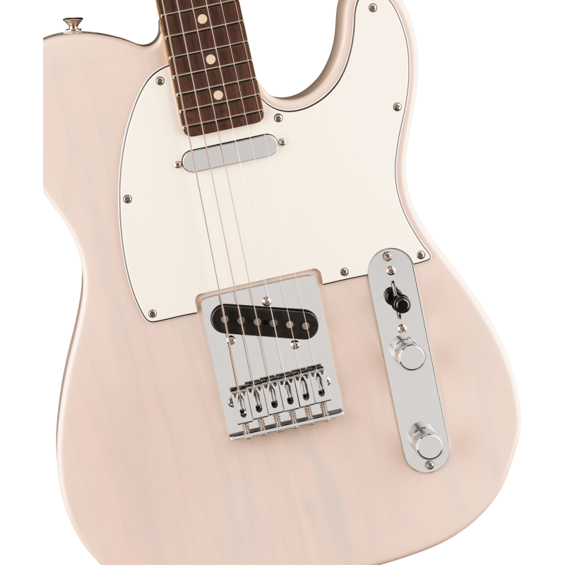 The Fender Player II Telecaster RW White Blonde combines classic Telecaster design with modern features. This electric guitar fe